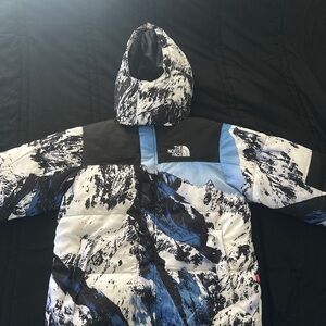 Supreme The North Face Mountain Baltoro Jacket